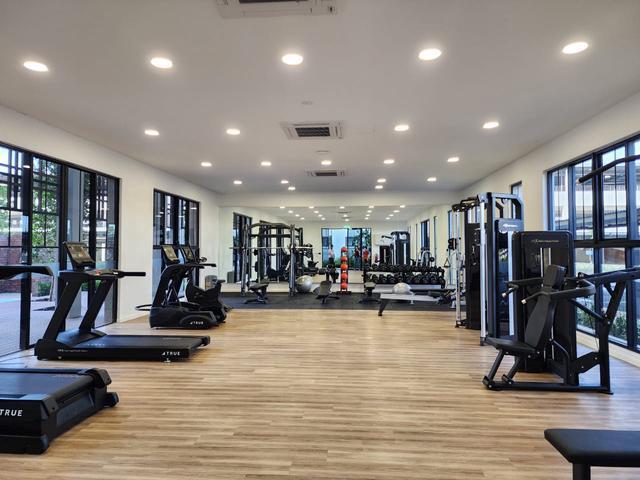 Tuai Timur Residence Setia Alam brand new