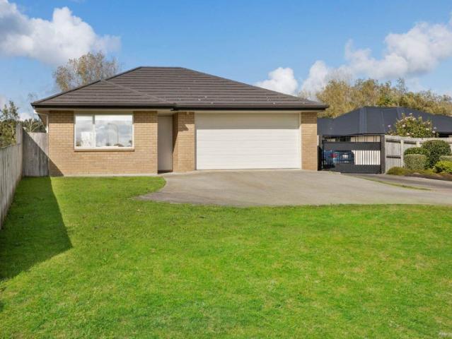 tuakau, 3 bedrooms