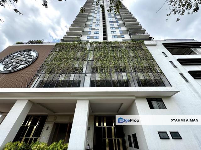 Tuan Residency Residensi Selingsing