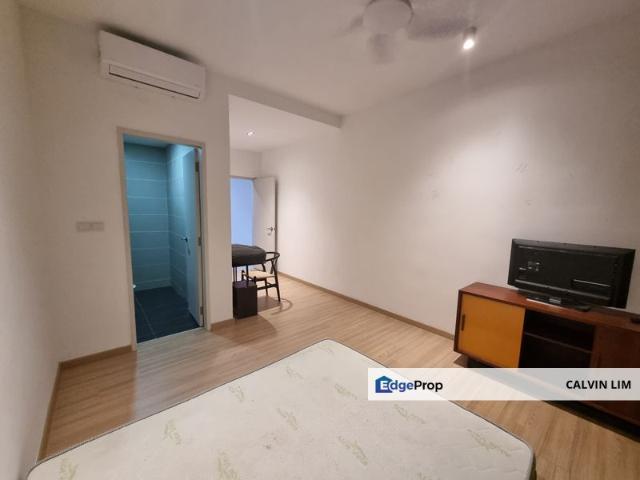 Tuan Residency Residensi Selingsing