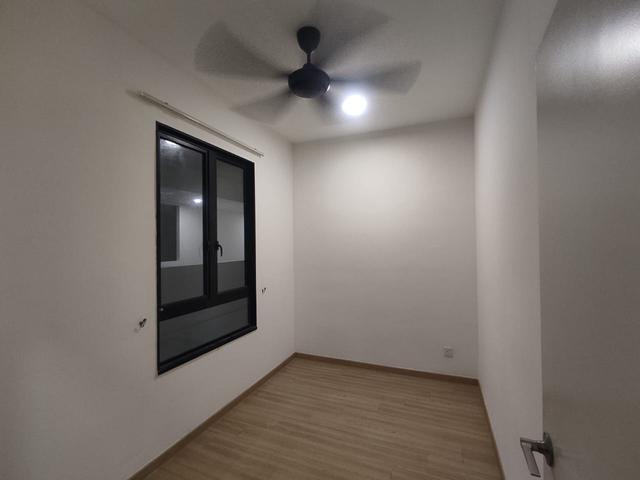 Tuan Residency Selingsing Condominium For Sell