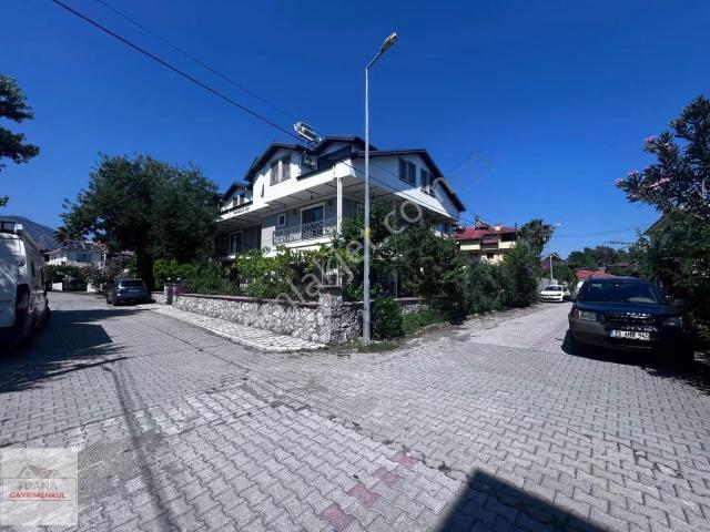 Tuana Emlak'tan Ulucam'de Göl Manzaralı 3+1 Daire