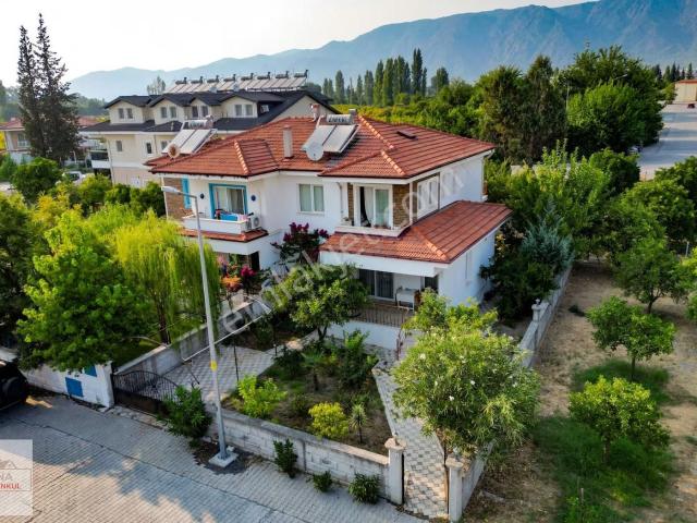 Tuana Emlak'tan Köyceğiz Ulucami'de Satılık 3+1 Villa