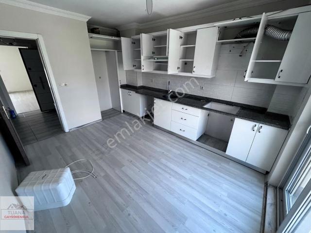 Tuana Gayrimenkul'den Gelişim'de 3+1 Kiralık Çatı Dublex Daire