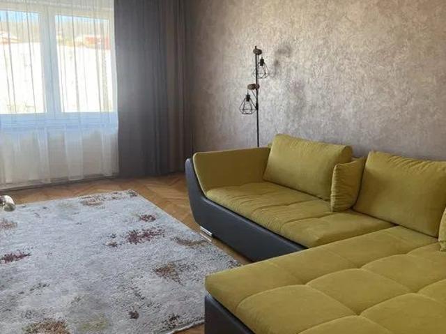 Tudor Inchiriere apartament 3 camere Str. Cutezantei