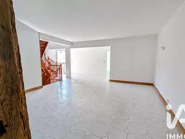 Tuffé Val de la Chéronne 72160 Achat / Vente maison 9 pièces t9