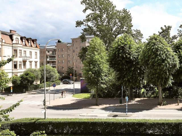 Tullgatan 12