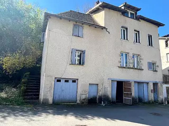 Tulle 19000 Achat / Vente immeuble au dernier étage cave