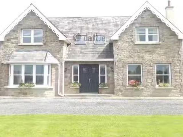 Tully East, Kildare, Co. Kildare is for rent