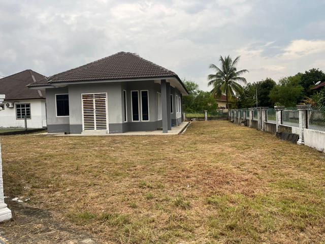 TURUN HARGA Banglo Setingkat Kg Baru Kerteh Kemaman TANAH LUAS