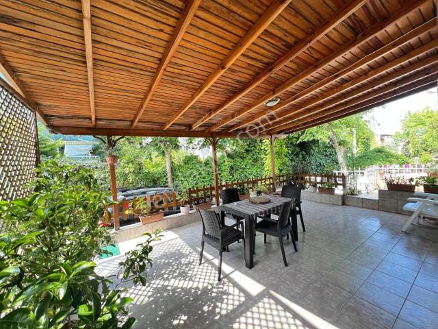 Turyap'tan Bayramoğlu Ada İçinde Verandalı Bahçe Katı