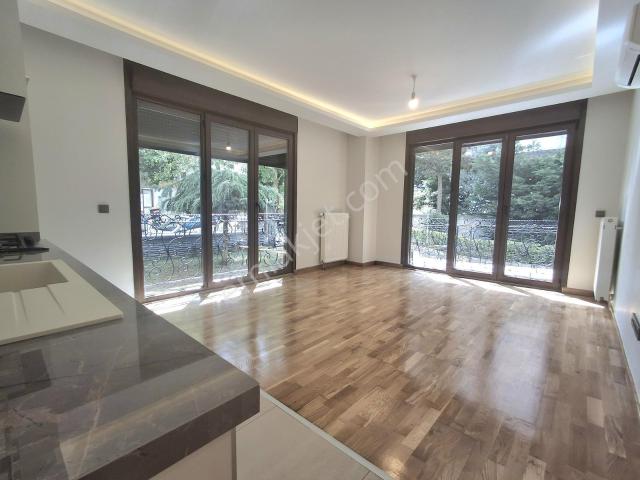 Turyap'tan Göztepe'de Tütüncü Cad. Yürüme Mesafesinde 90m2 2+1