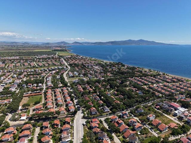 TURYAP'TAN GÜLKENT SİTESİNDE DENİZE 150 METRE ARSA
