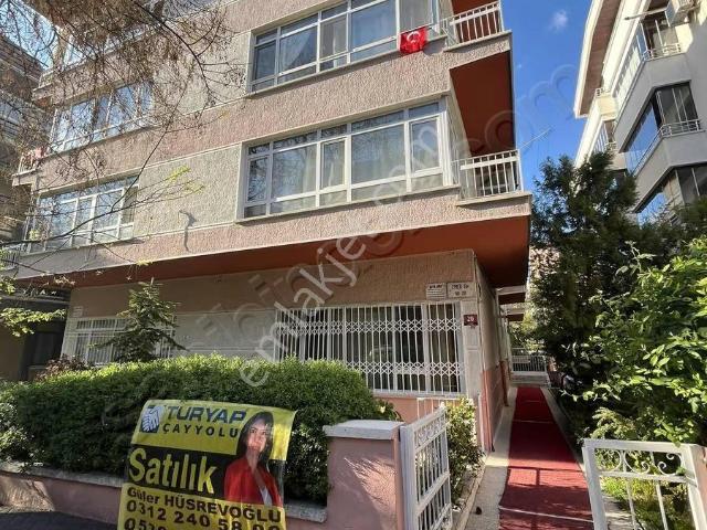 Turyap'tan Emek'te 3+1 Ara Kat Satılık Daire