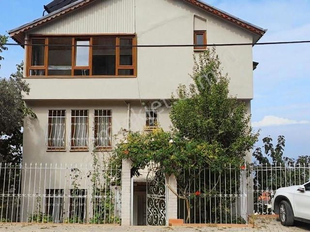 Turyaptan Esenköy'de Full Deniz Manzaralı Tripleks Villa Ve Arsa