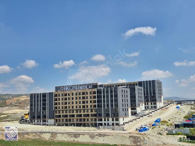 TURYAP'TAN İKON ÇAKIRLARDA A BLOK ÖN CEPHE 2+1 SIFIR LOFT DAİRE