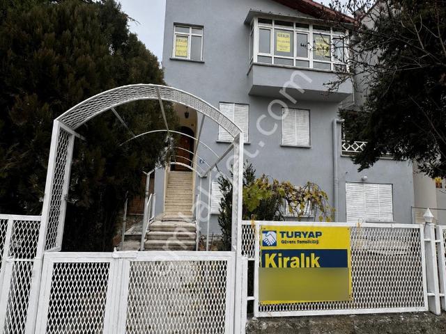 Turyap'tan İnönü Mahallesinde Müstakil Bahçeli 3+2 Tribleks