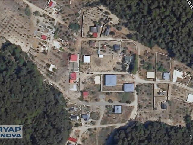 Turyap Bornova'dan Yakaköy'de Satılık 500 m2 Arazi