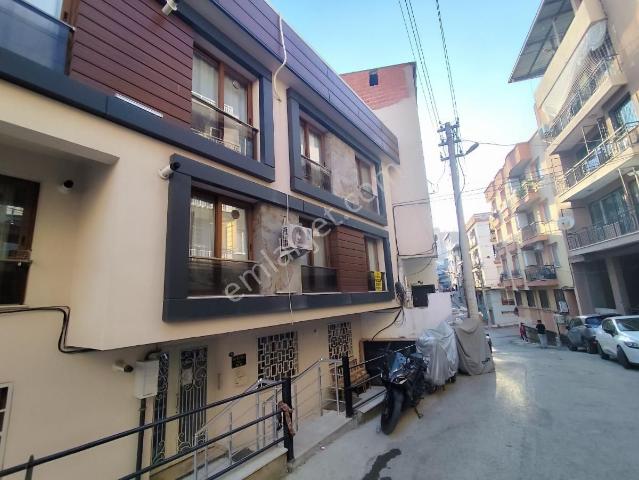 Turyap Bucadan Atatürk Mh.de D.gazlı Eşyalı Çift Cephe Daire