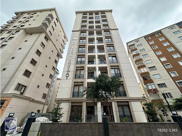 TURYAP GÖZTEPEDEN MERDİVENKÖYDE YEŞİL ENERJİLİ 2+1 SATILIK DAİRE