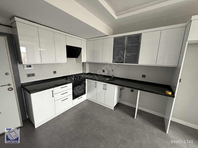 TURYAP EREN'DEN KİRALIK 1+1 ARAKAT CADDE ÜSTÜ DAİRE