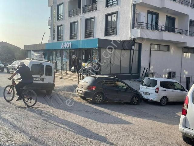 Turyap Koza'dan Kocaeli Gölcük Ulaşlı'da Satılık Dükkan