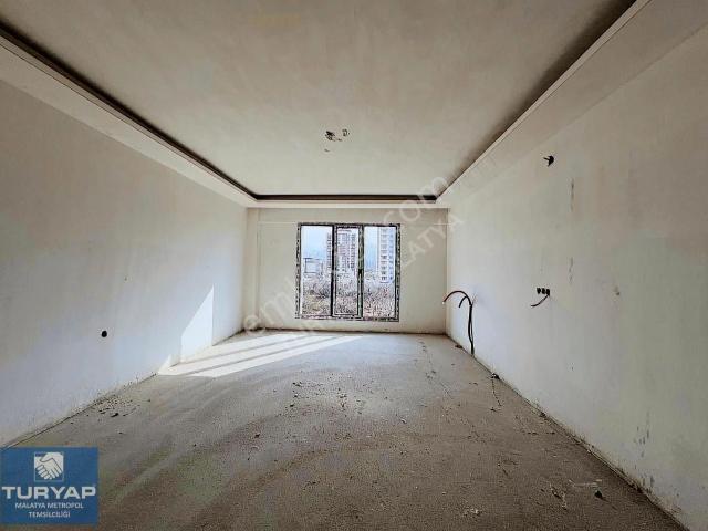 Turyap Metropol'den Bostanbaşı'nda Sıfır Satılık 3+1 Daire