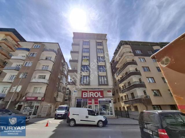 Turyap Metropolden İpek Cad. Satılık 3+1 Muhteşem Bir Daire