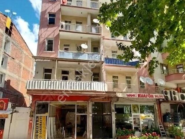 Turyap Metropol'den İstiklal Mahallesinde Satılık Dükkan