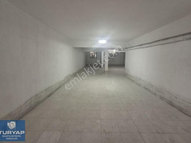 Turyap Metropolden Mimar Sinan Ceddesinde 150 M² Kiralık Depo