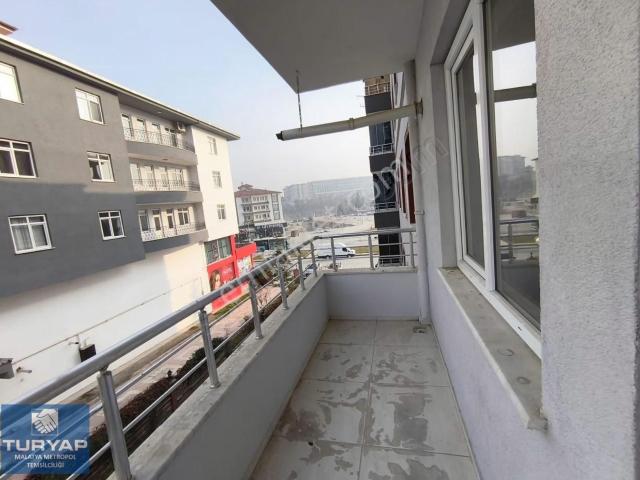 Turyap Metropol'den Yeni Adliye Karşısında Kiralık 3+1 Ofis/büro