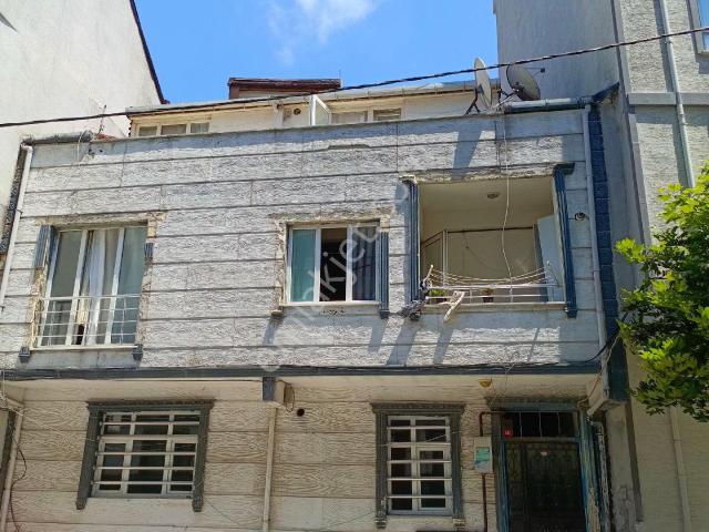 Turyap Tan Arnavutköy Merkezi Konumda Komple Satılık Bina