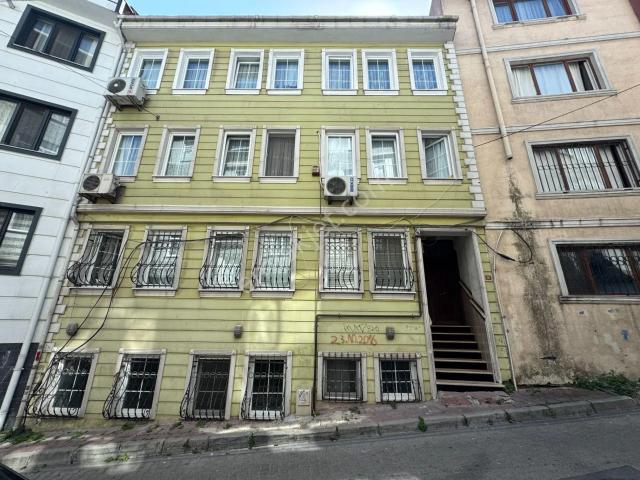 Turyap' Tan Balat Çarşamba' Da 2007 Yapımı Genç Binada Boş 3+1 Satılık Daire