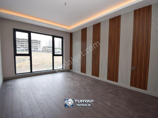 Turyap Yapracık Yarısı Peşin Kalanı Elden Taksit Ödemeli 2+1 Daireler