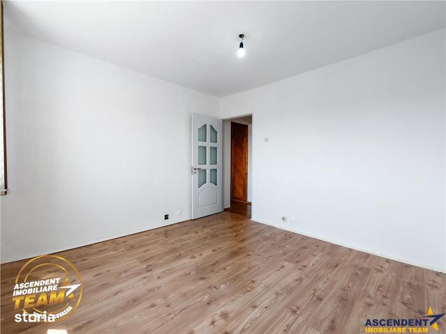 Tur 3D! Apartament luminos, decomandat, renovat, 3 camere, Lenin, Sfantu G