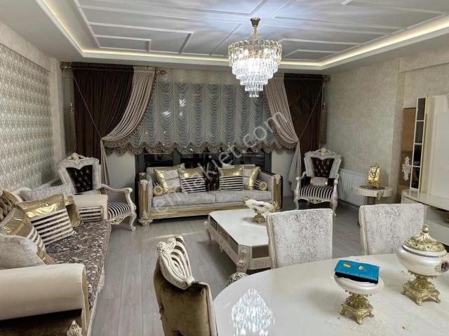 Turan Gayrimenkulden 75. Cadde Üzerinde Satılık 5+1 Lüks Daire