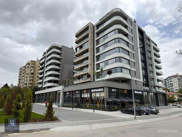 TURAN GÜNEŞ BULVARINDA ULTRA LÜKS 5+1 SATILIK DAİRE