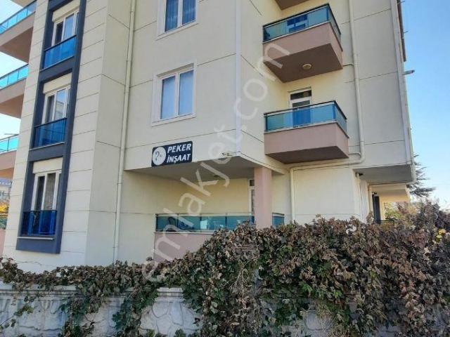 Acil Satılık Türbe Mahallesi Geniş 75m2 1+1 Daire Hazır Kiracılı