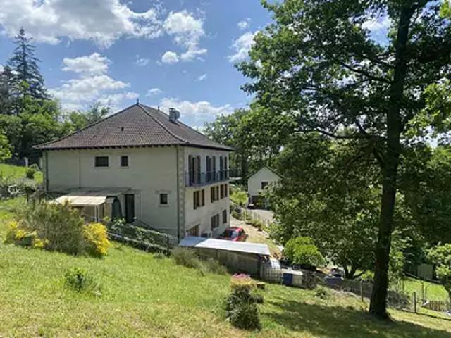 Turenne 19500 Achat / Vente maison 10 pièces t10 parking