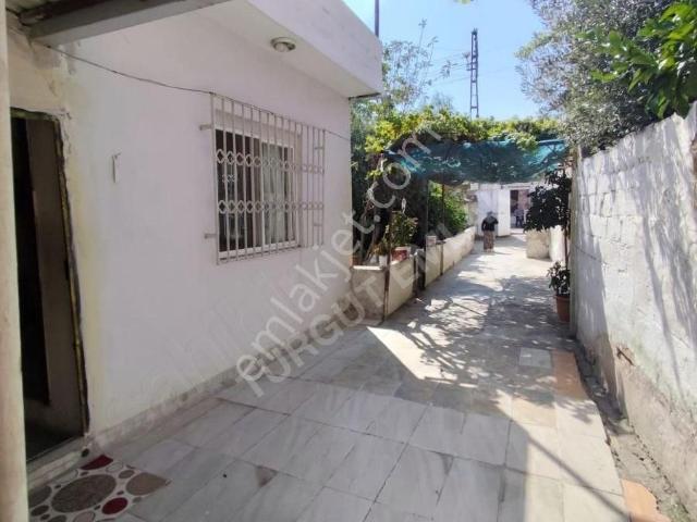Turgut Emlak'tan Özgürlük Mah.300m2 Arsa İçnd Satılık Müstakil