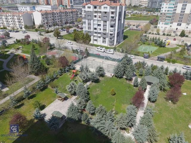 Turgut Özal Mahallesi Merkezi Konumda Teraslı Dubleks Daire