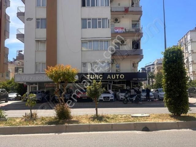 Turgut Reıs Caddesı Üzerı Merkezı Konumda 3+1 Satılık Daıre