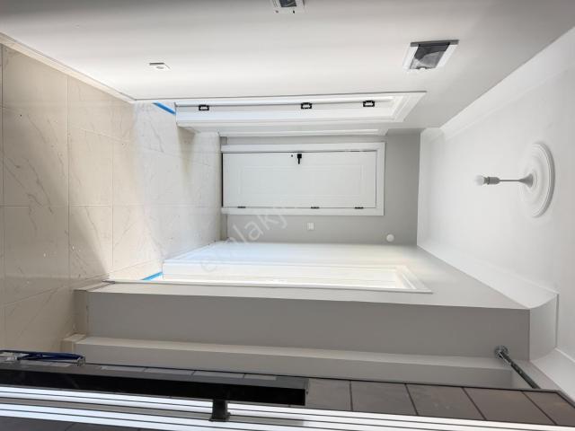 Turgutbey Cd Üzeri Butik Sitede Kapalı Otoparklı 2+1 Daire