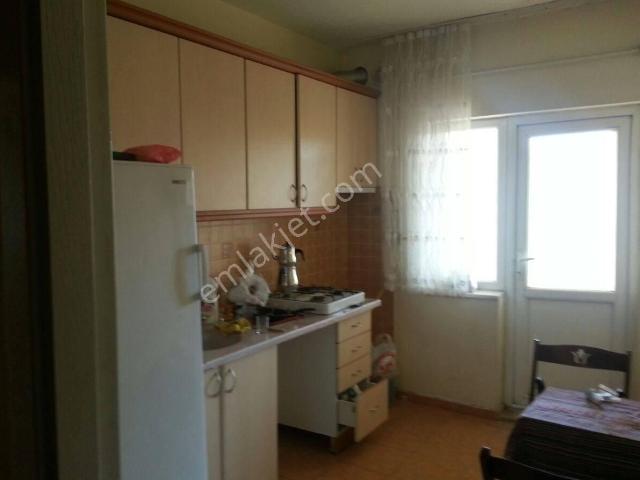 Turgutlu Satılık Şehitler Mah 130m2 6. Kat 3+1 Oda Asansörlü Doğalgazlı Otoparklı Daire