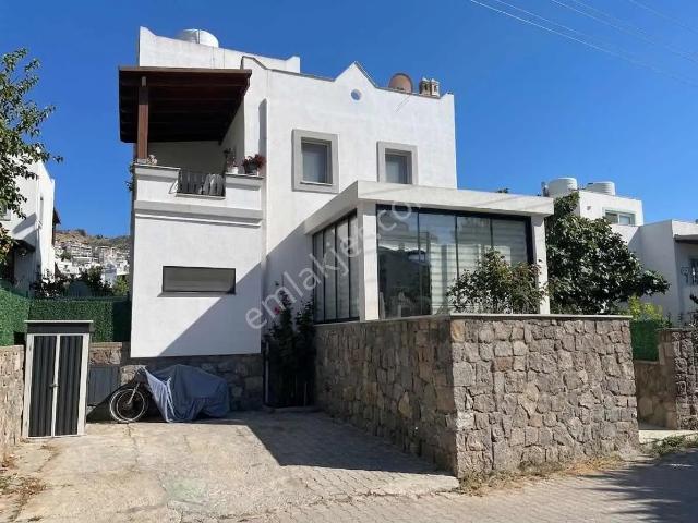 Turgutreis'te Satılık 3+1 Dubleks Daire