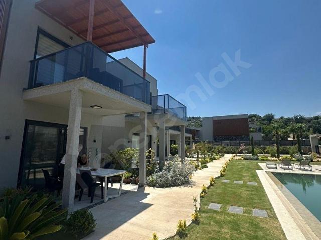 TÜRKBÜKÜ'NDE DENİZE 300 M HAVUZLU SİTEDE KİRALIK 2+1 ÜST KAT