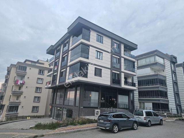 Türkiş Cağaloğluna 2.bina Ultra Lüx Satılık 1+1 Darie
