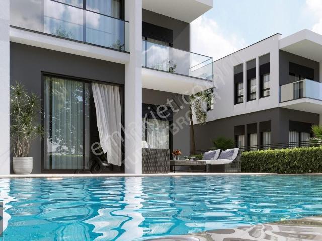 Turkic Brokerdan Geniş Peyzajlı Havuzlu Satılık Natamam Villa
