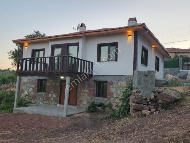 Turkuaz Emlak'dan Nallıhan sobran Mh.de Satılık 4+2 Köy Evi