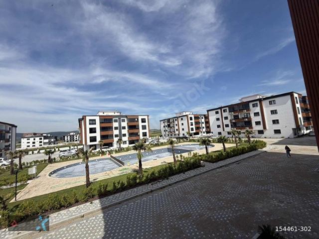 TURKUAZ'DAN Koruluk Bölgesi Havuzlu Site İçi Giyinme Odalı